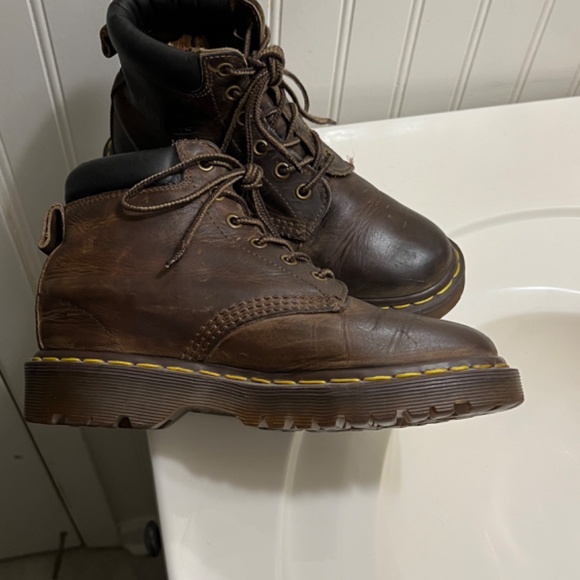 Doc Martens boots - Picture 2 of 10